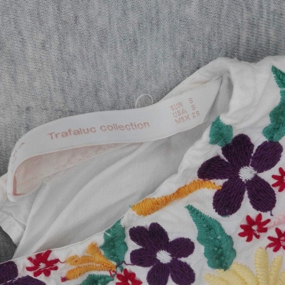 Zara size S embroidered boho top - Picture 7 of 8